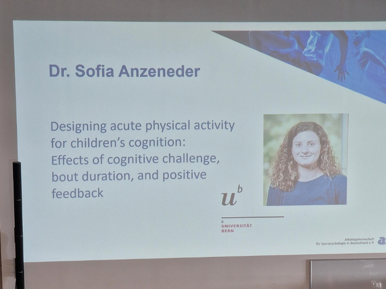 Bild von Preisverleihung für Sofia Anzeneder - PowerPoint Folie