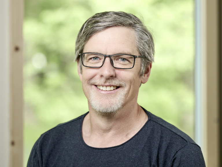 Prof. Daniel Erlacher